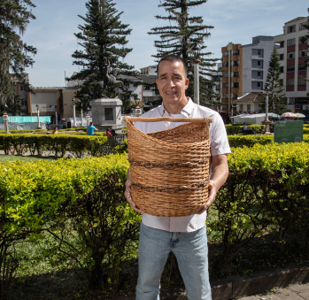 Imagen del artesano Fredy Morales