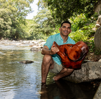 Imagen del artesano Wilfran Gragoso
